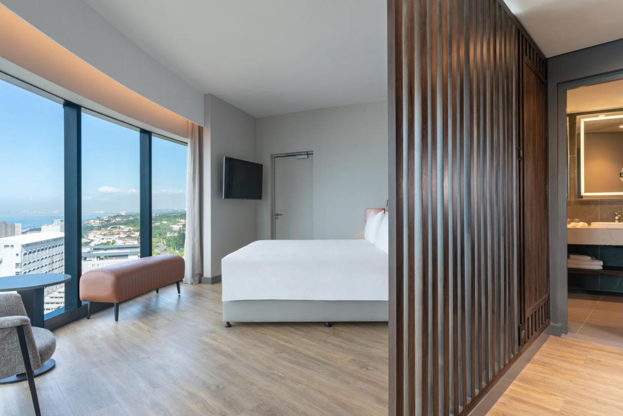 Radisson Blu Hotel, Durban Umhlanga Екстериор снимка