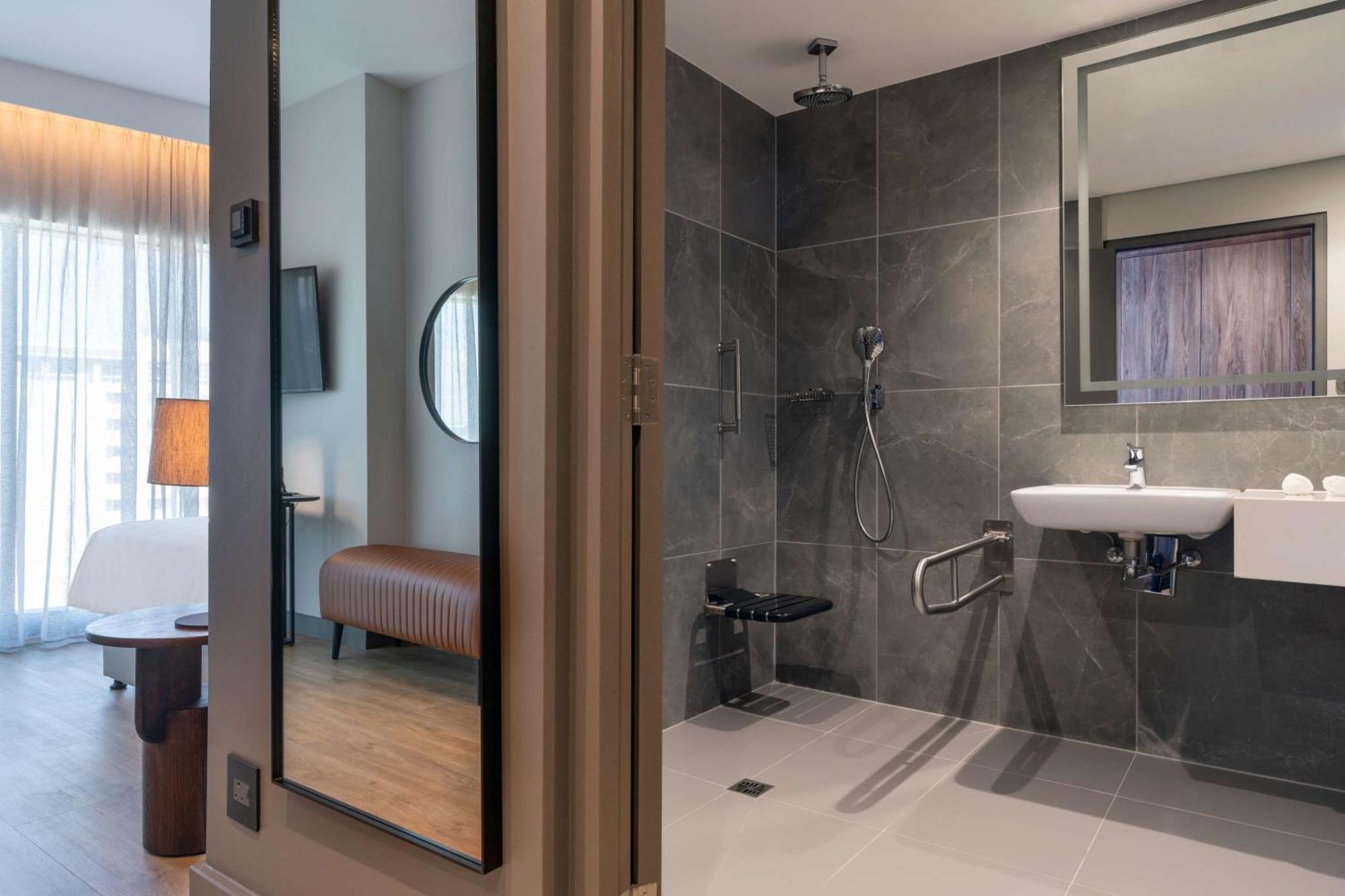 Radisson Blu Hotel, Durban Umhlanga Екстериор снимка